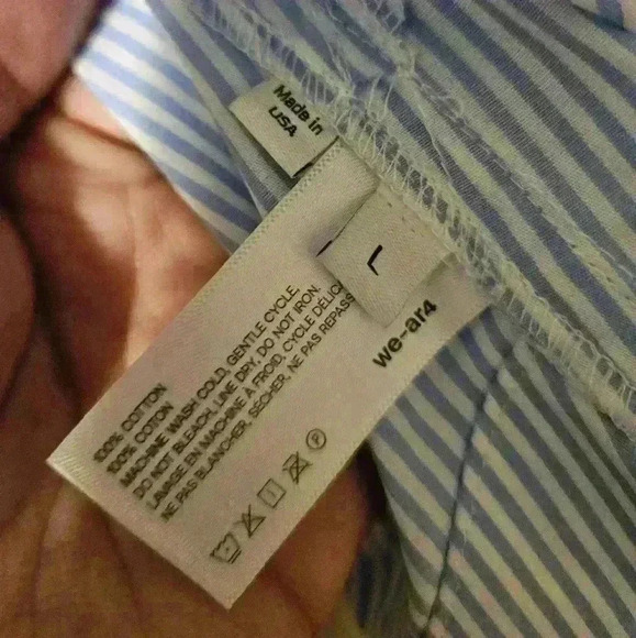 We-ar4 Button Up - Picture 2 of 6